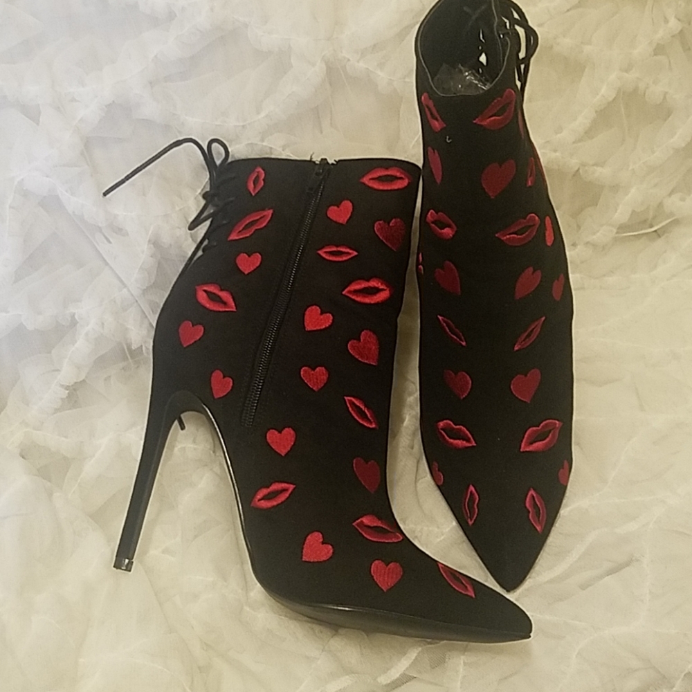 Booties - Picture 4 of 4